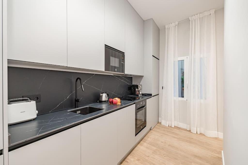 Centro XIII Calle De La Paz 2Br 2Bh Madrid Exteriör bild