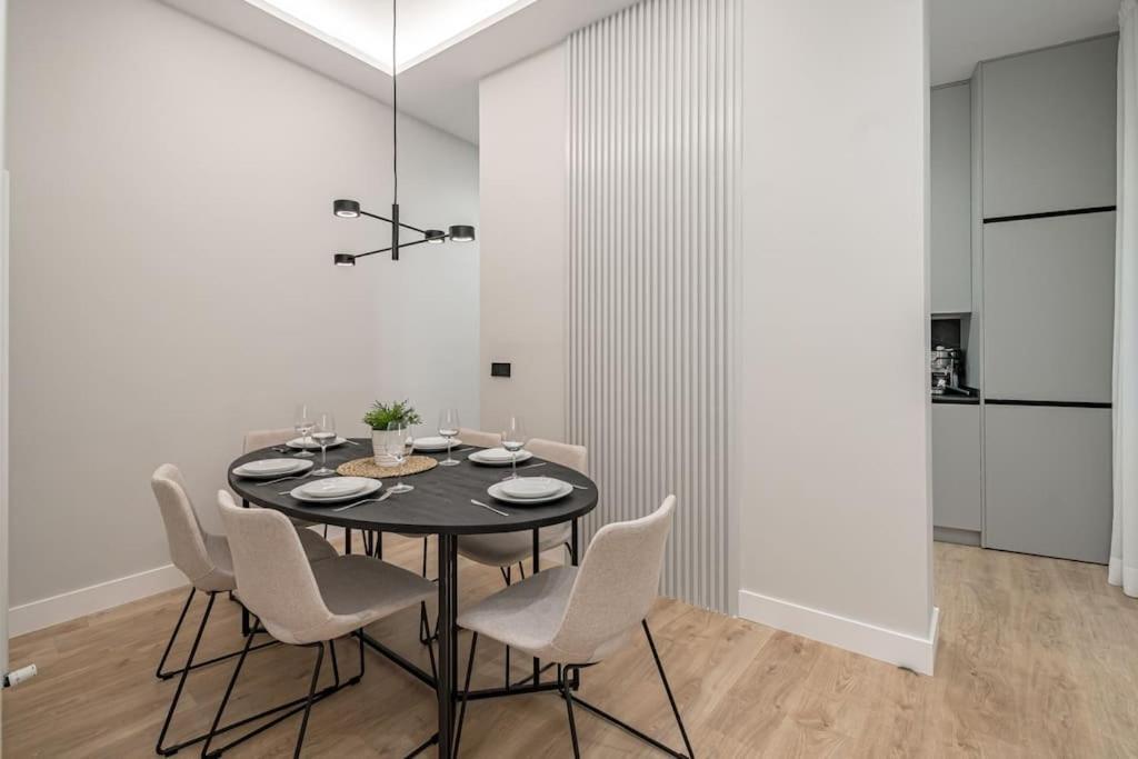 Centro XIII Calle De La Paz 2Br 2Bh Madrid Exteriör bild